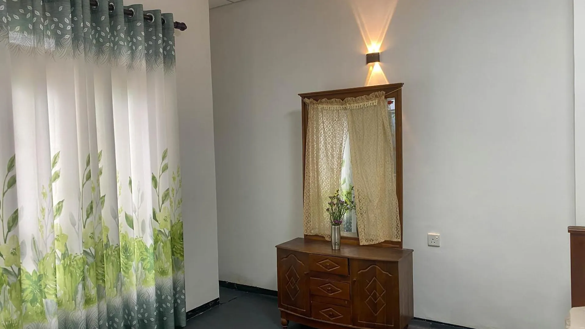 Homestay S And D Home Stay Nuwara Eliya