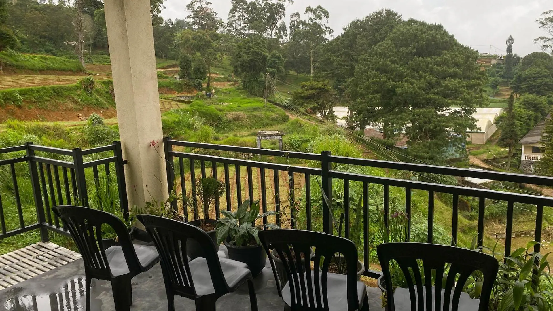 Homestay S And D Home Stay Nuwara Eliya